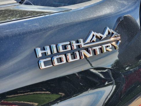 New 2026 Chevrolet Silverado 2500 High Country w/ High Country Premium Package AWD/4WD image 12