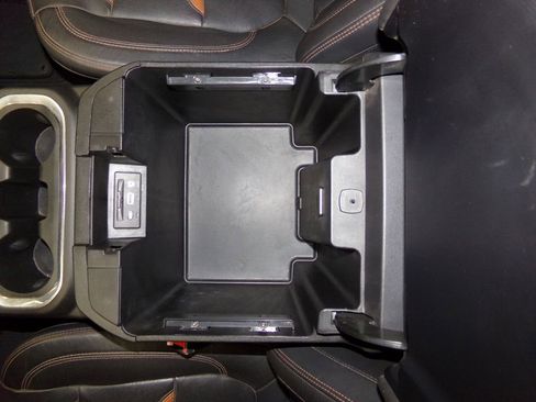 Used 2022 GMC Sierra 2500 AT4 w/ AT4 Preferred Package image 21