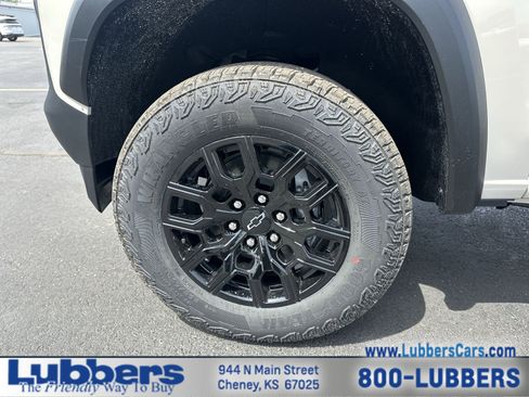 New 2026 Chevrolet Colorado Trail Boss AWD/4WD image 10