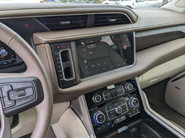 Used 2023 GMC Yukon XL Denali RWD image 27