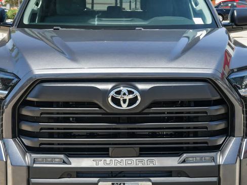 Used 2024 Toyota Tundra SR5 w/ SR5 Convenience Package AWD/4WD image 5