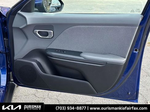 Certified 2025 Kia K4 EX image 17