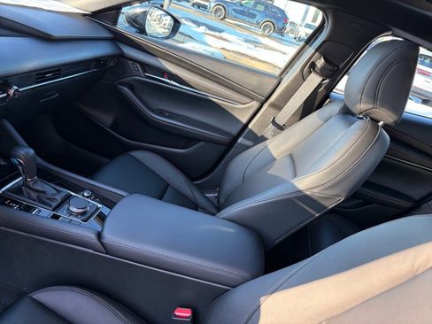 Certified 2025 MAZDA MAZDA3 s image 31