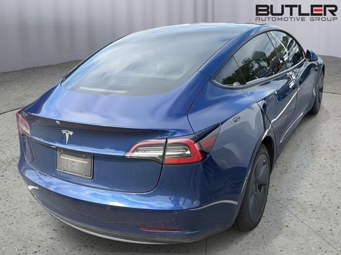 Used 2021 Tesla Model 3 Standard Range Plus RWD image 8