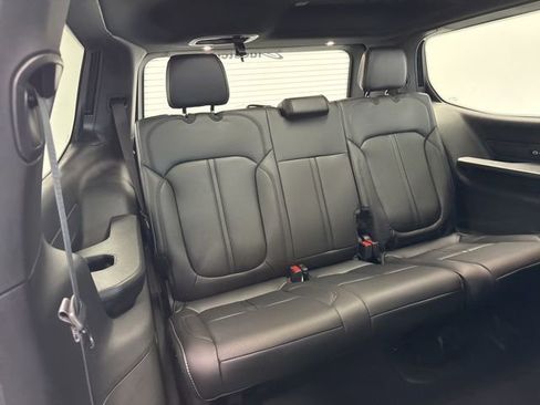 New 2026 Jeep Grand Wagoneer 4WD image 33