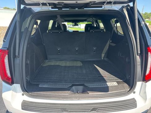 Used 2021 GMC Yukon XL AT4 w/ AT4 Premium Plus Package image 23