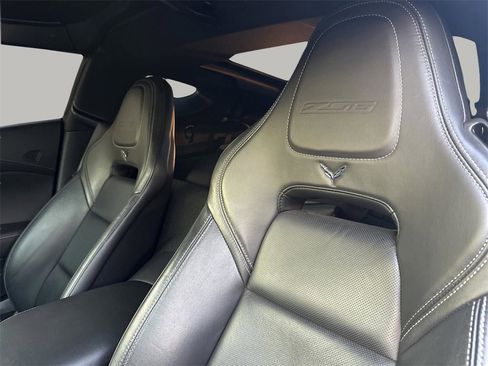 Used 2017 Chevrolet Corvette Z06 image 10