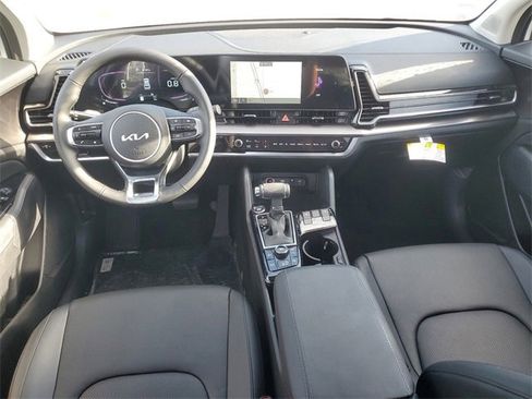 New 2025 Kia Sportage EX image 24