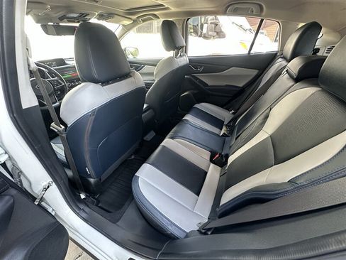 Used 2019 Subaru Crosstrek Hybrid w/ Moonroof Package w/Navigation AWD/4WD image 10
