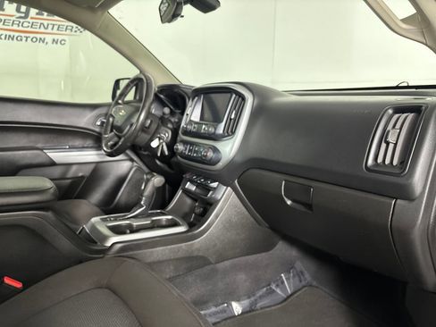 Used 2019 Chevrolet Colorado LT AWD/4WD image 31