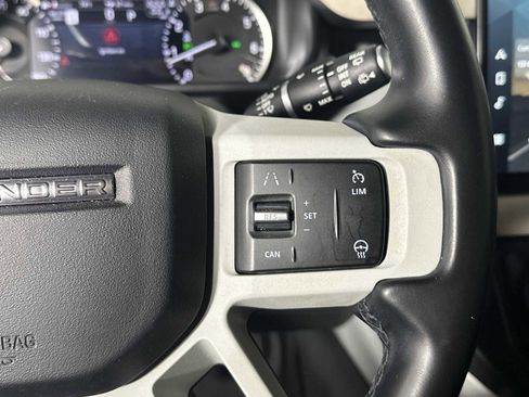 Used 2023 Land Rover Defender 110 SE AWD/4WD image 26
