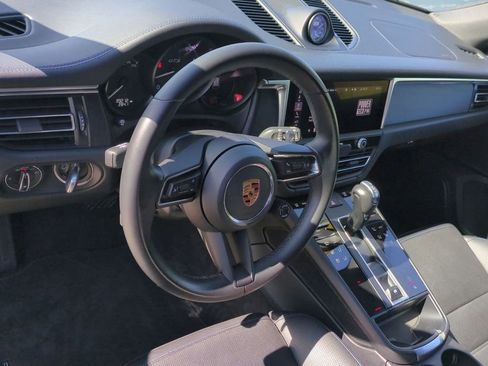 Used 2023 Porsche Macan GTS AWD/4WD image 9