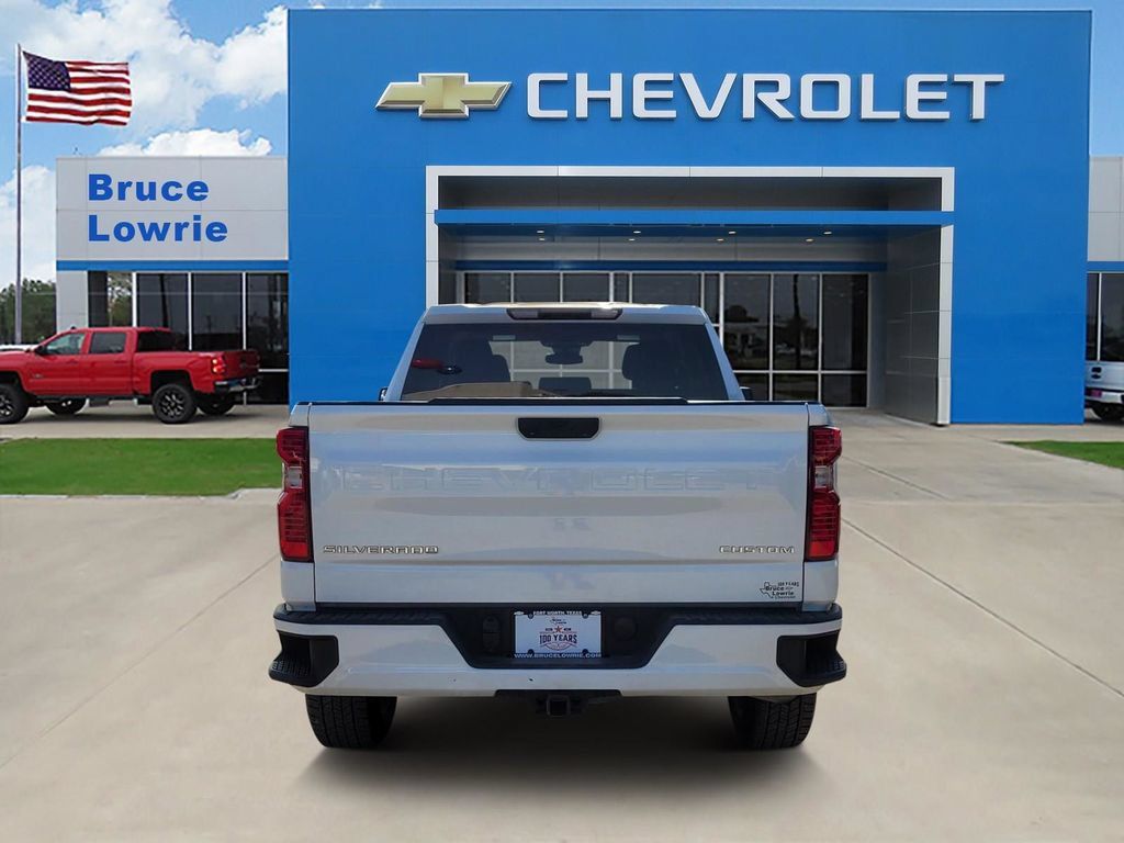 Used 2023 Chevrolet Silverado 1500 Custom RWD image 5