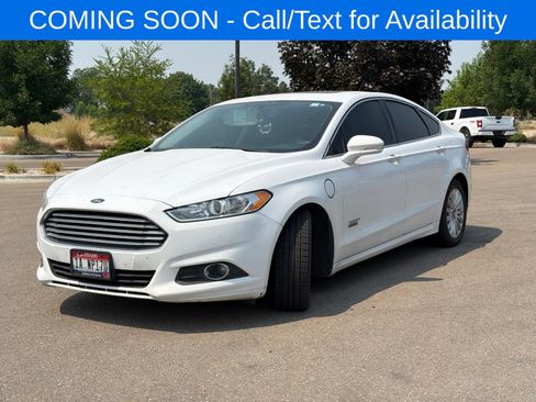 Used 2015 Ford Fusion Energi SE FWD image 3