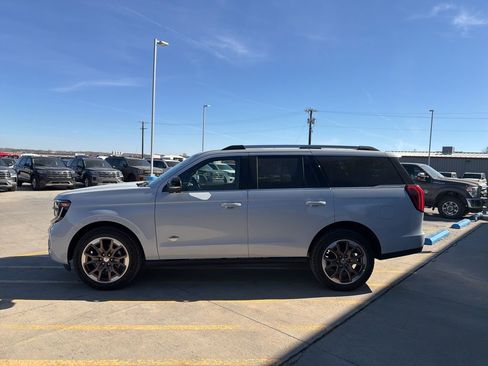 New 2026 Ford Expedition King Ranch image 4