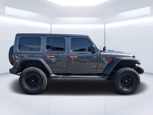 Used 2018 Jeep Wrangler Unlimited Rubicon AWD/4WD image 2