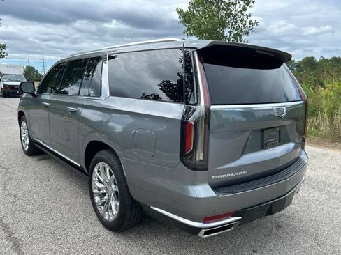Certified 2022 Cadillac Escalade ESV Premium Luxury Platinum w/ LPO, Radiant Package AWD/4WD image 4