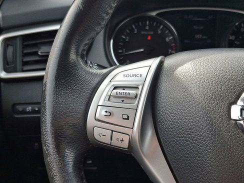Used 2015 Nissan Rogue SL AWD/4WD image 21