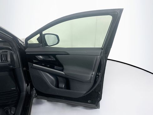 Used 2023 Subaru Solterra AWD image 31
