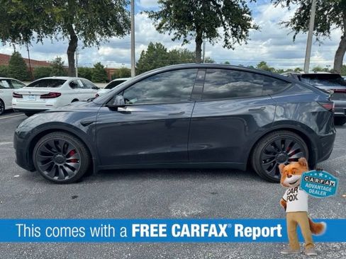 Used 2024 Tesla Model Y Performance AWD/4WD image 2