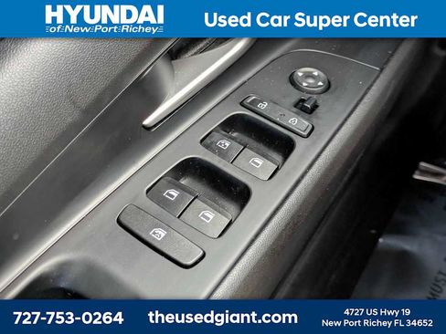 Used 2023 Hyundai Elantra SEL w/ Cargo Package FWD image 23