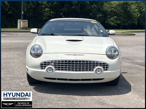 Used 2002 Ford Thunderbird RWD image 2