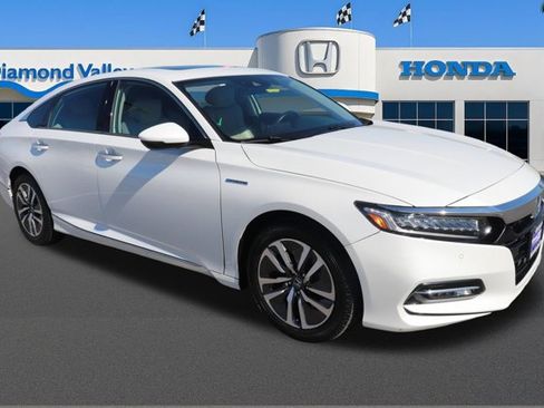 Used 2018 Honda Accord Touring image 1