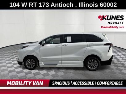 Used 2025 Toyota Sienna LE