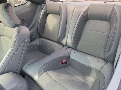 Used 2025 Ford Mustang Coupe image 8