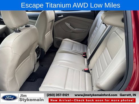 Used 2019 Ford Escape Titanium AWD/4WD image 4