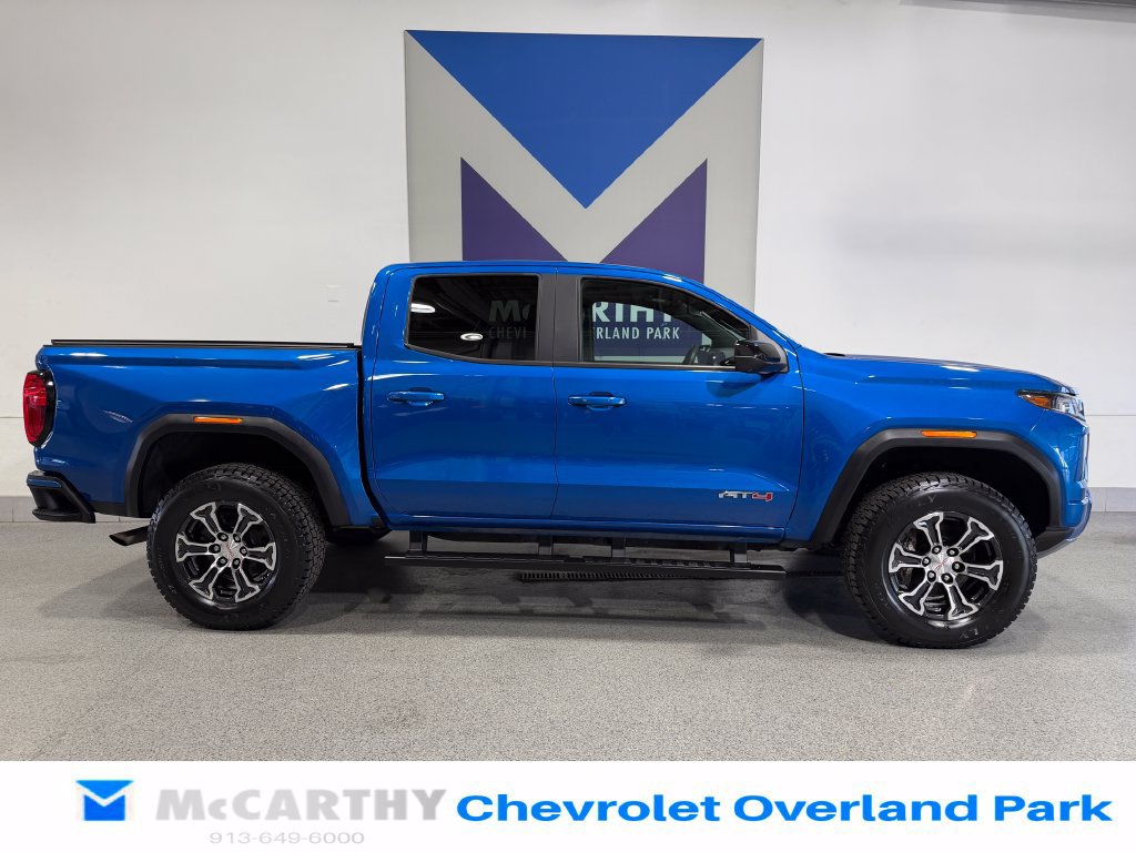 Used 2023 GMC Canyon AT4 w/ AT4 Premium Package AWD/4WD image 4