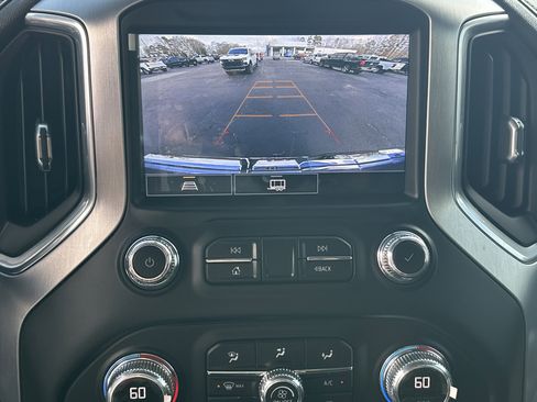 Used 2021 GMC Sierra 1500 SLE image 30