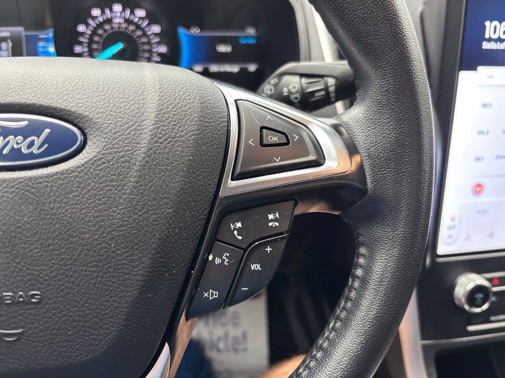 Used 2024 Ford Edge SEL AWD/4WD image 38