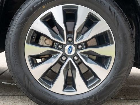 Used 2023 Subaru Outback Limited AWD/4WD image 52