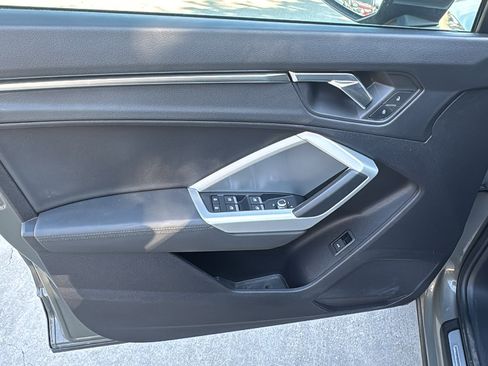 Used 2021 Audi Q3 2.0T Premium w/ Convenience Package image 12
