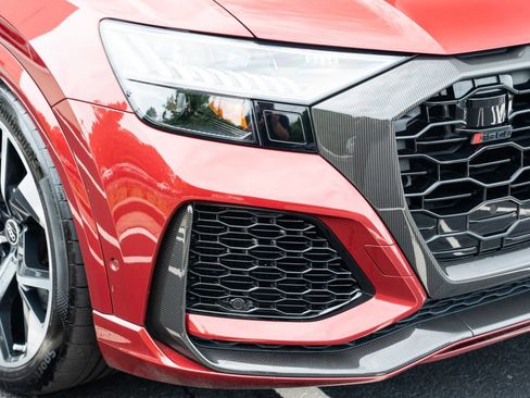 Used 2022 Audi RS Q8 w/ Carbon Optic Package AWD/4WD image 9