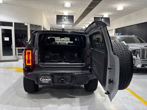 Used 2026 GMC Hummer EV SUV AWD/4WD image 41
