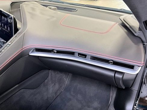 Used 2022 Chevrolet Corvette Stingray Premium Cpe w/ 3LT image 15