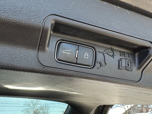 Used 2022 Ford Explorer XLT w/ Class IV Trailer Tow Package image 27