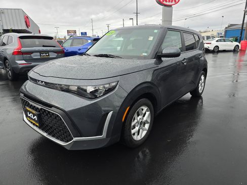 Used 2024 Kia Soul LX w/ Option Group 015 image 7