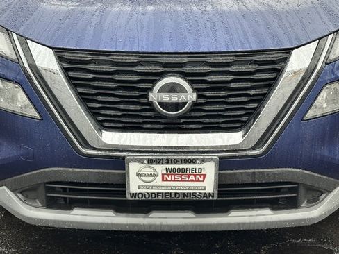 Certified 2023 Nissan Rogue SV image 9