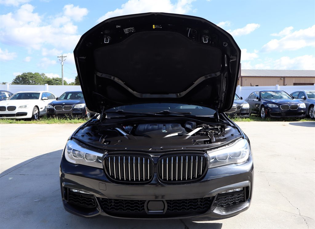 Used 2019 BMW 740i w/ Executive Package RWD image 42