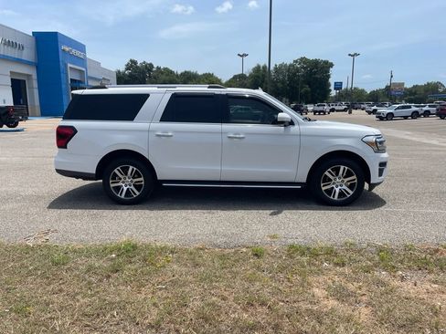 Used 2022 Ford Expedition Max Limited RWD image 7