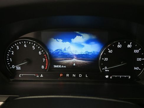 Used 2023 Ford Explorer XLT w/ Equipment Group 202A image 13