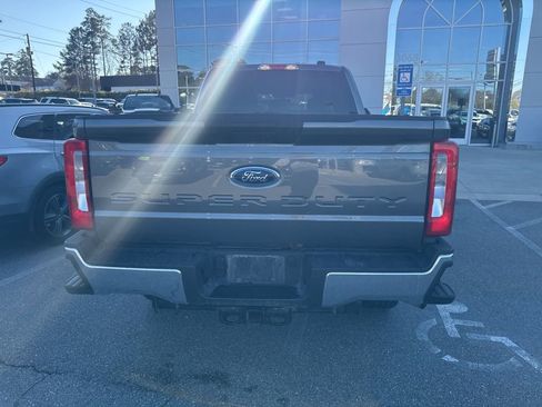 Used 2025 Ford F250 XLT image 9