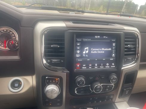 Used 2018 RAM 1500 Laramie w/ Convenience Group image 13