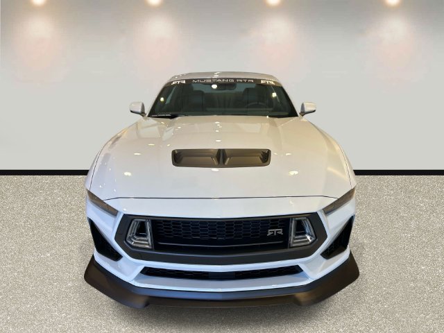 Used 2026 Ford Mustang GT Premium w/ GT Performance Package RWD image 2