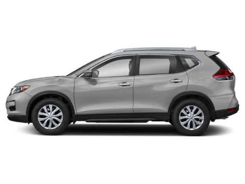 Used 2019 Nissan Rogue SV image 3