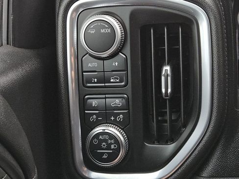 Used 2021 GMC Sierra 1500 SLT image 18