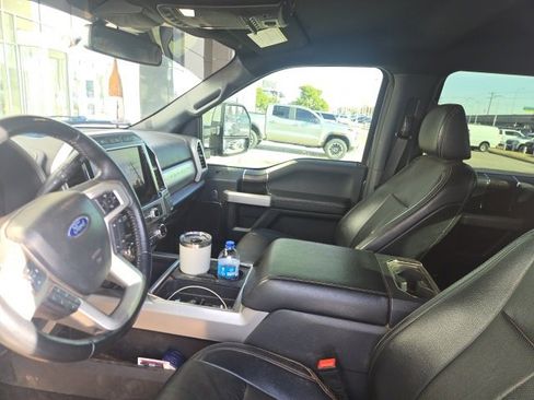 Used 2022 Ford F250 Lariat w/ Tremor Off-Road Package image 6